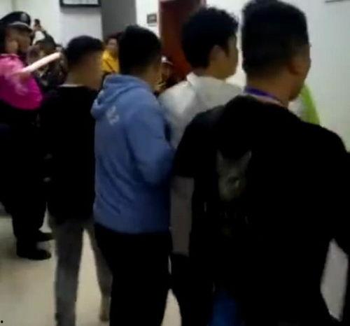 兰州爆料人被抓视频最新,真相与争议交织  第2张 兰州爆料人被抓视频最新,真相与争议交织  第2张