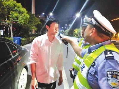 保安爆料酒驾视频大全,视频大全揭露醉驾危害  第3张 保安爆料酒驾视频大全,视频大全揭露醉驾危害  第3张